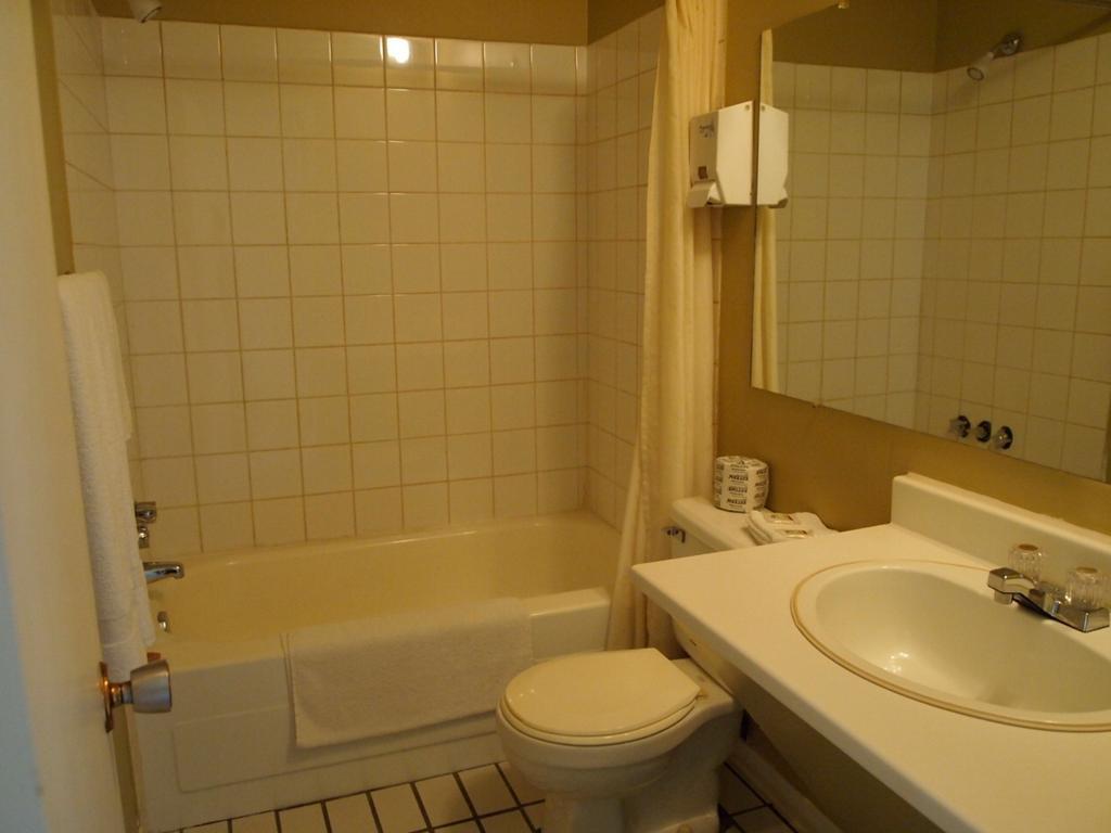 Motel Lyse Rimouski Zimmer foto